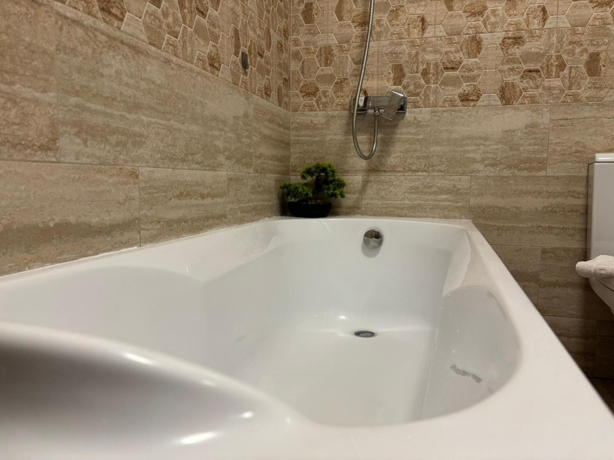 Dream Apartament Bistrita  Exterior photo